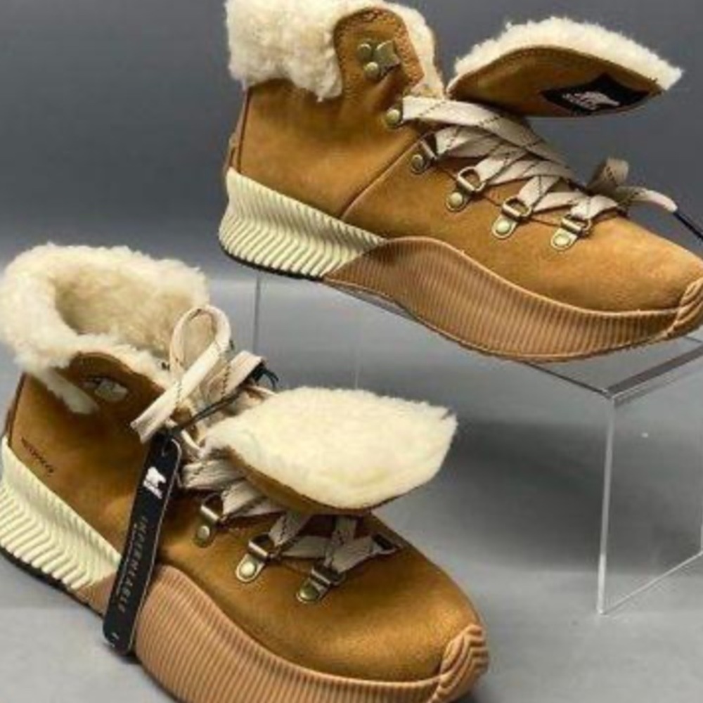 NWT Sorel Brown Shearling Lined Winter Boots